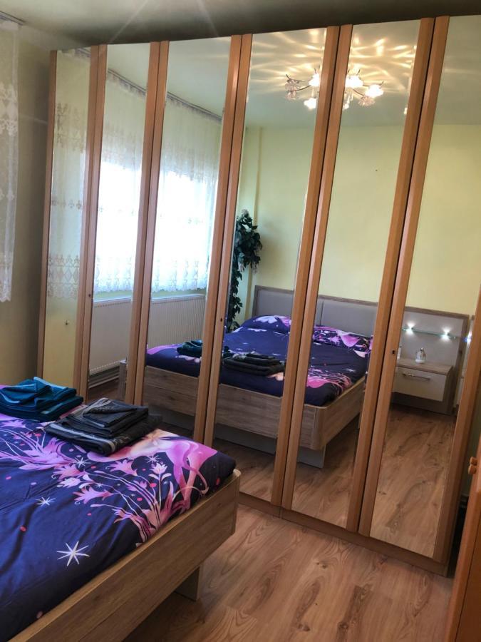 La Symo Apartament Straja Lupeni Lupeni  Dış mekan fotoğraf